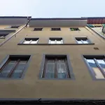 La Bottega Di Botticelli By Halldis