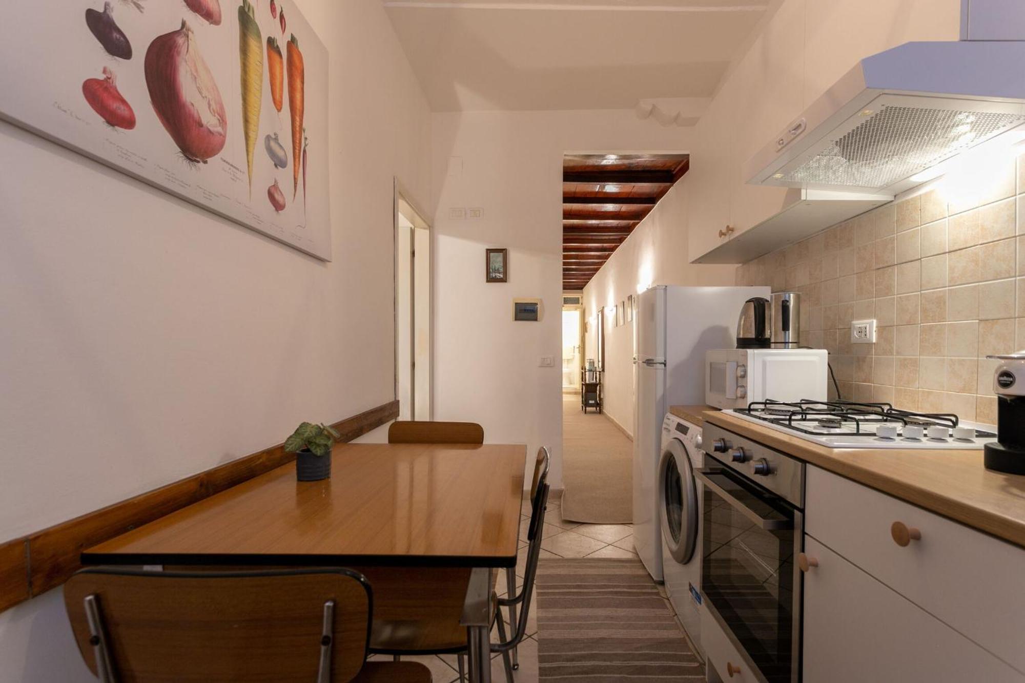 La Bottega Di Botticelli By Halldis Apartamento